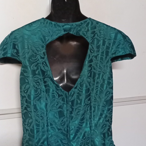 Formal emerald green dress size 15/16 - Picture 5 of 8